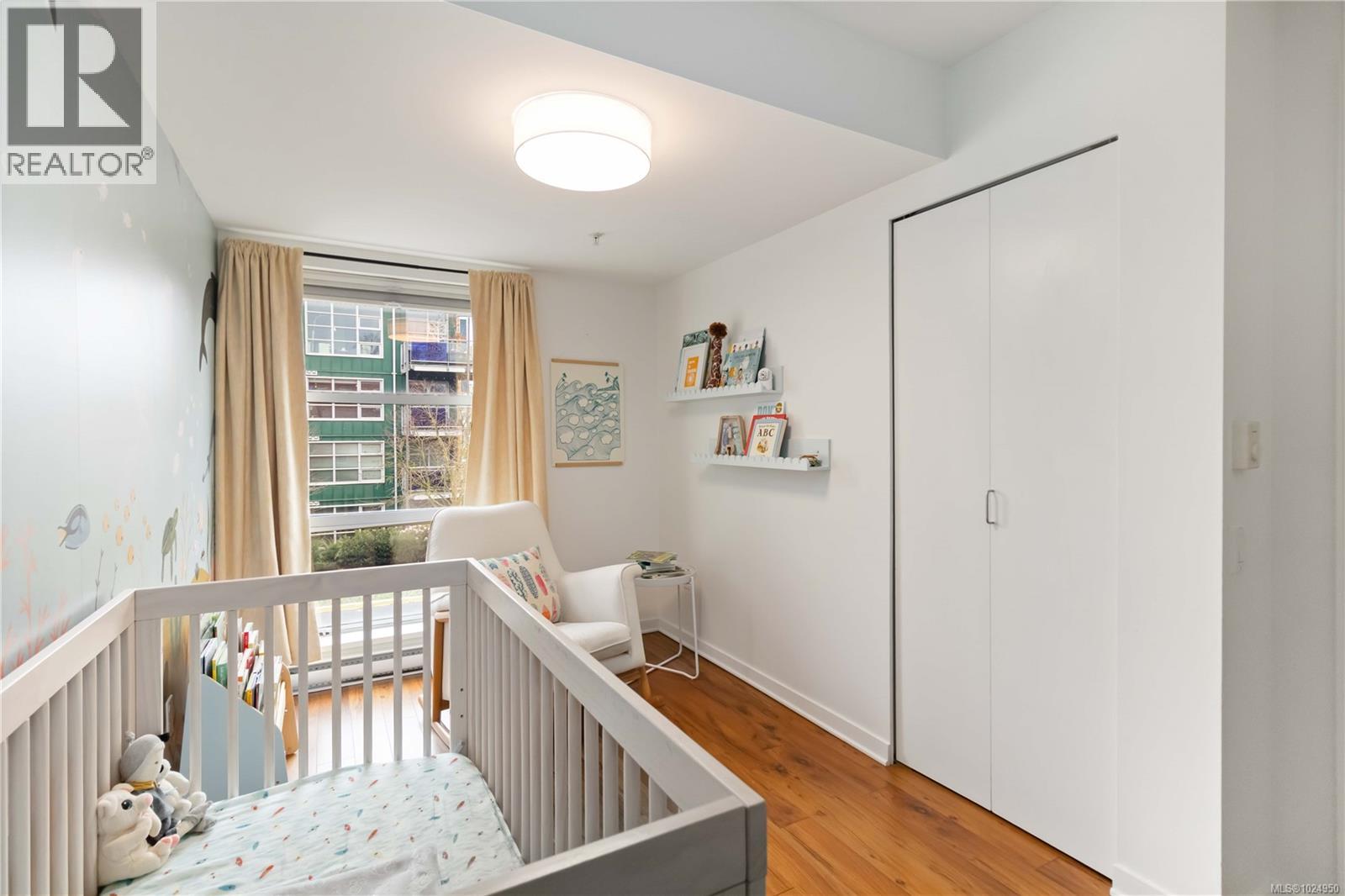 313 90 Regatta Landing, Victoria, British Columbia  V9A 7R2 - Photo 35 - 1024950