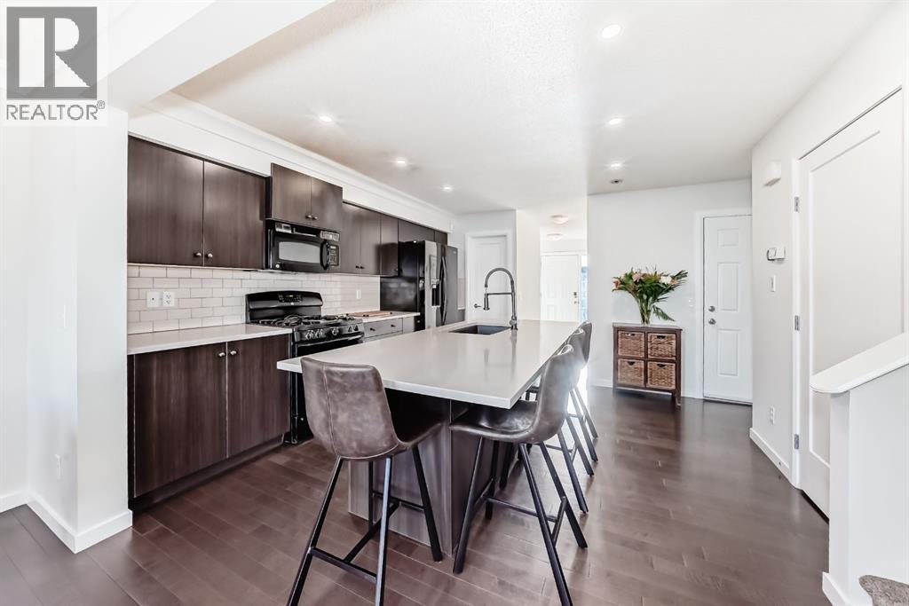 786 River Heights Crescent, Cochrane, Alberta  T4C 0J4 - Photo 8 - A2275100