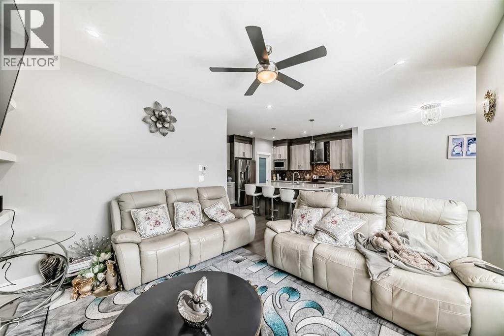 197 Baysprings Gardens Sw, Airdrie, Alberta  T4B 5C5 - Photo 15 - A2275141