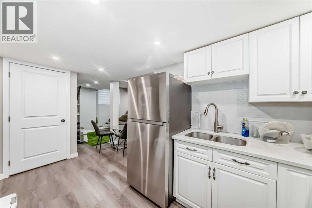 197 Baysprings Gardens Sw, Airdrie, Alberta  T4B 5C5 - Photo 40 - A2275141