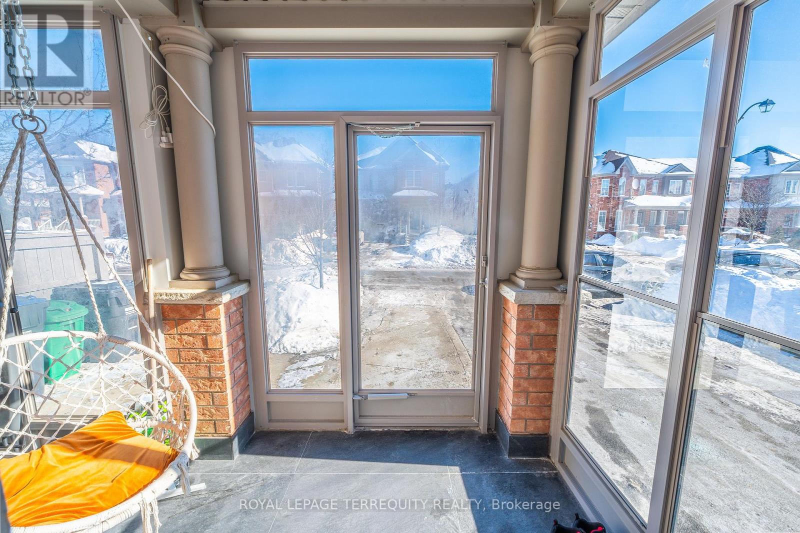 44 Iceberg Trail, Brampton (Sandringham-Wellington), Ontario  L6R 0J7 - Photo 6 - W12765478
