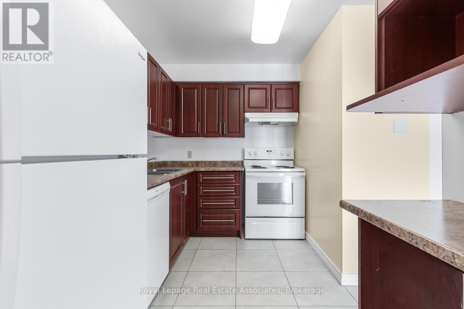 1515 - 35 Trailwood Drive, Mississauga, Ontario  L4Z 3L6 - Photo 10 - W12765484