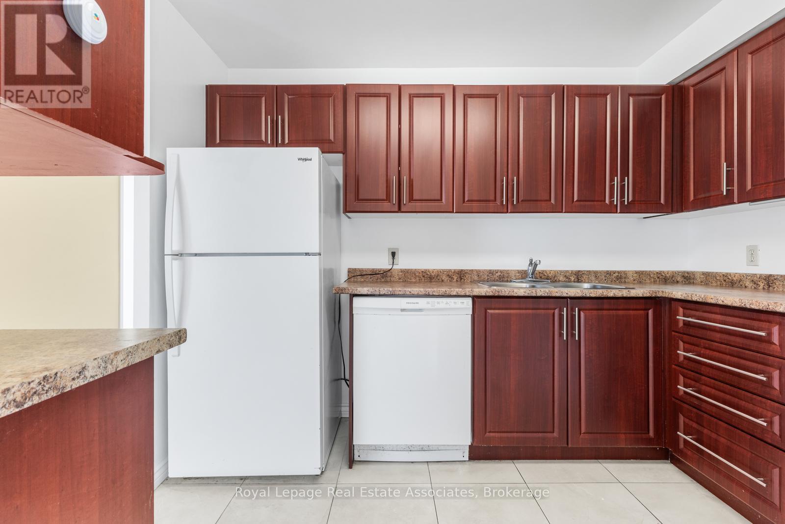 1515 - 35 Trailwood Drive, Mississauga, Ontario  L4Z 3L6 - Photo 11 - W12765484