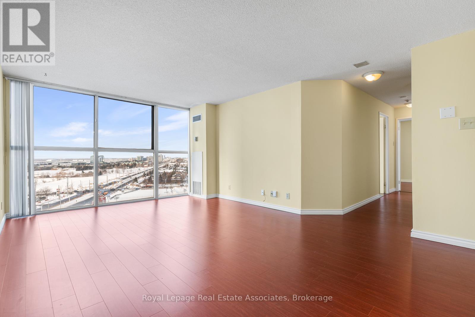 1515 - 35 Trailwood Drive, Mississauga, Ontario  L4Z 3L6 - Photo 6 - W12765484