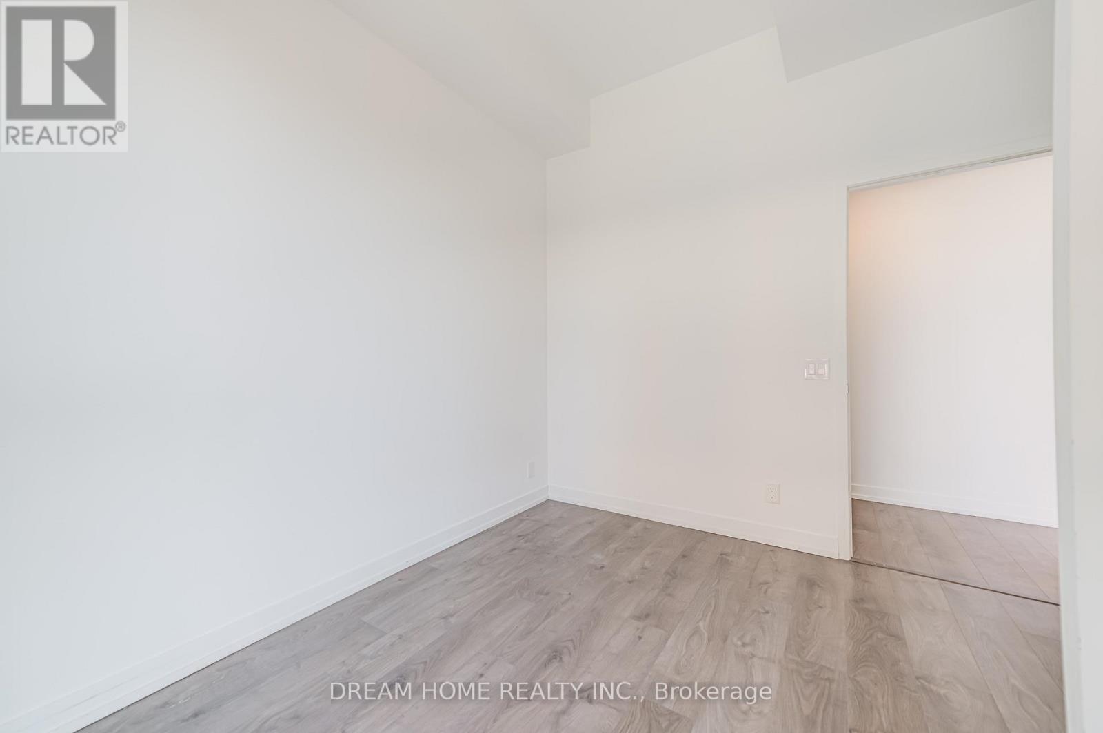 1110 - 270 Dufferin Street, Toronto, Ontario  M6K 0H8 - Photo 14 - W12765492