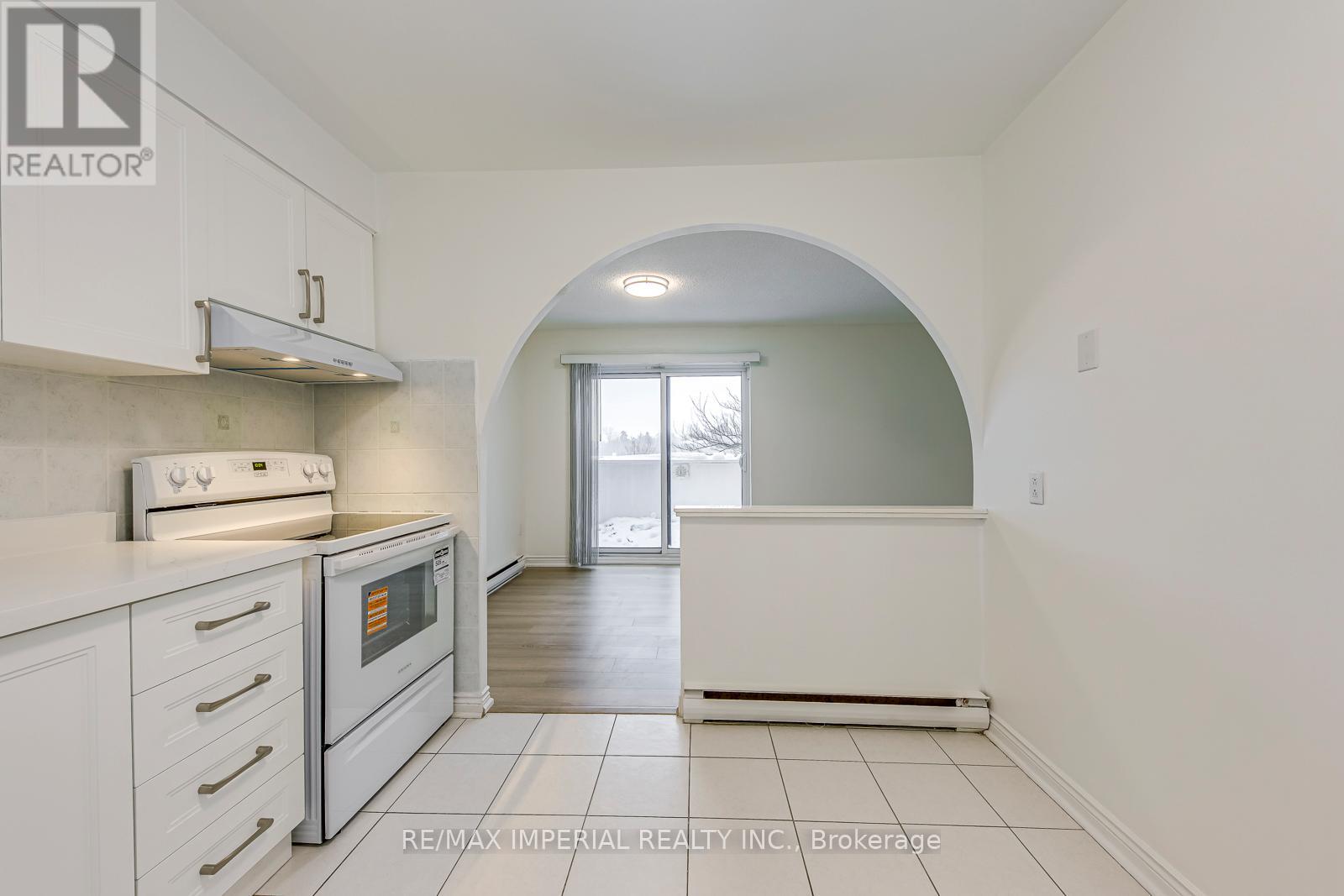 24 - 2035 South Millway Drive, Mississauga, Ontario  L5L 1R7 - Photo 9 - W12765498