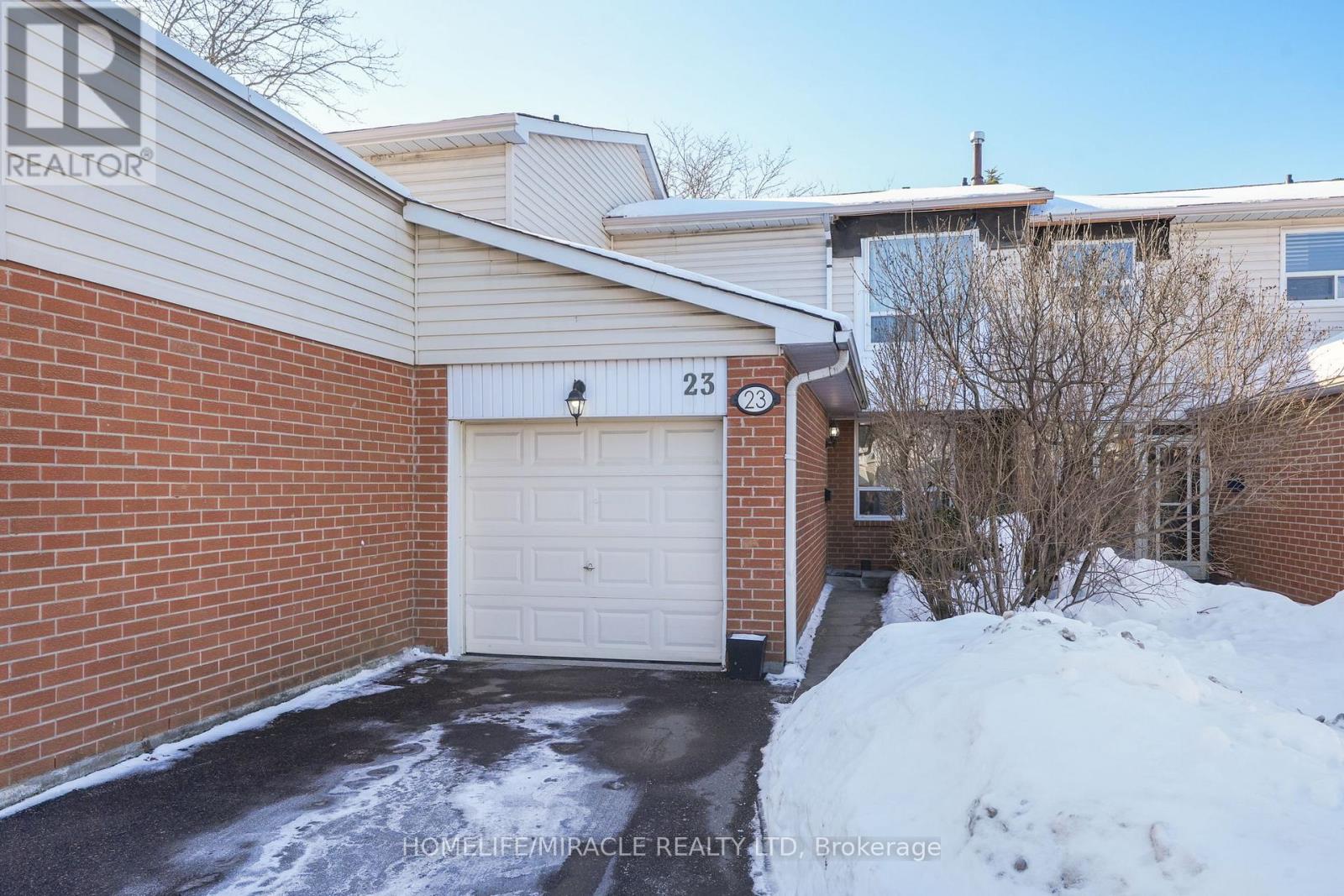 23 - 525 Meadows Boulevard, Mississauga, Ontario  L4Z 1H2 - Photo 4 - W12765502