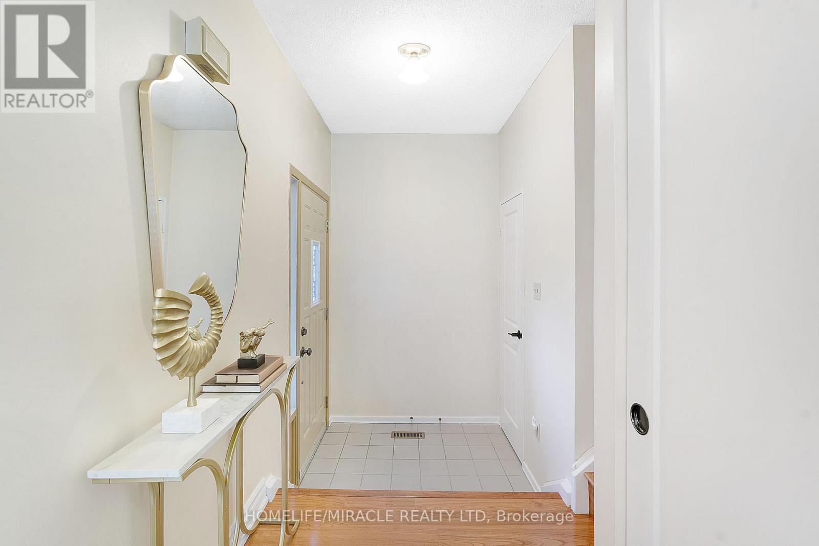 23 - 525 Meadows Boulevard, Mississauga, Ontario  L4Z 1H2 - Photo 7 - W12765502