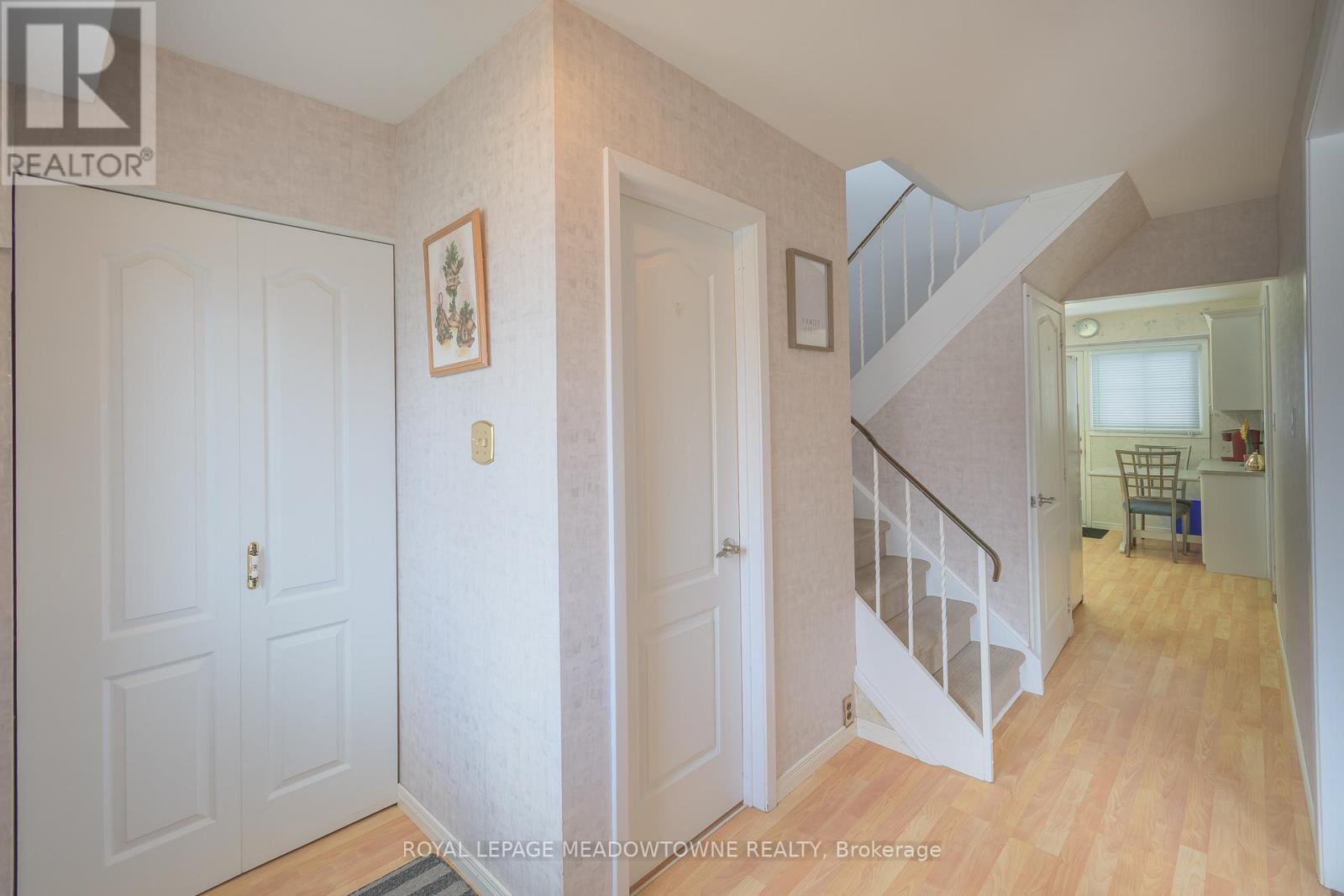 40 Joycelyn Drive, Mississauga, Ontario  L5M 1T7 - Photo 7 - W12765580