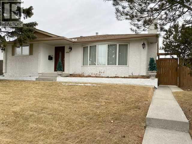 6311 Pineridge Road Ne, Calgary, Alberta  T1Y 1M4 - Photo 2 - A2283199