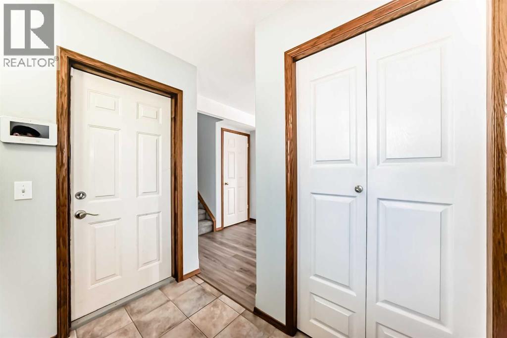 21 Hillview Road, Strathmore, Alberta  T1P 1S7 - Photo 3 - A2283528