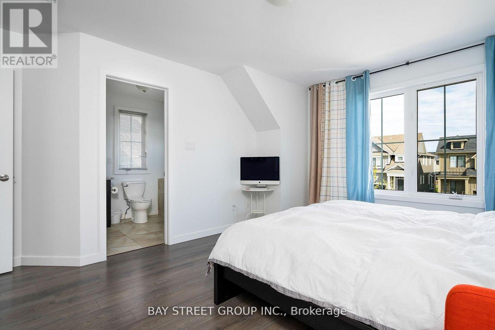 142 Yellow Birch Crescent, Blue Mountains, Ontario  L9Y 0R4 - Photo 13 - X12765468