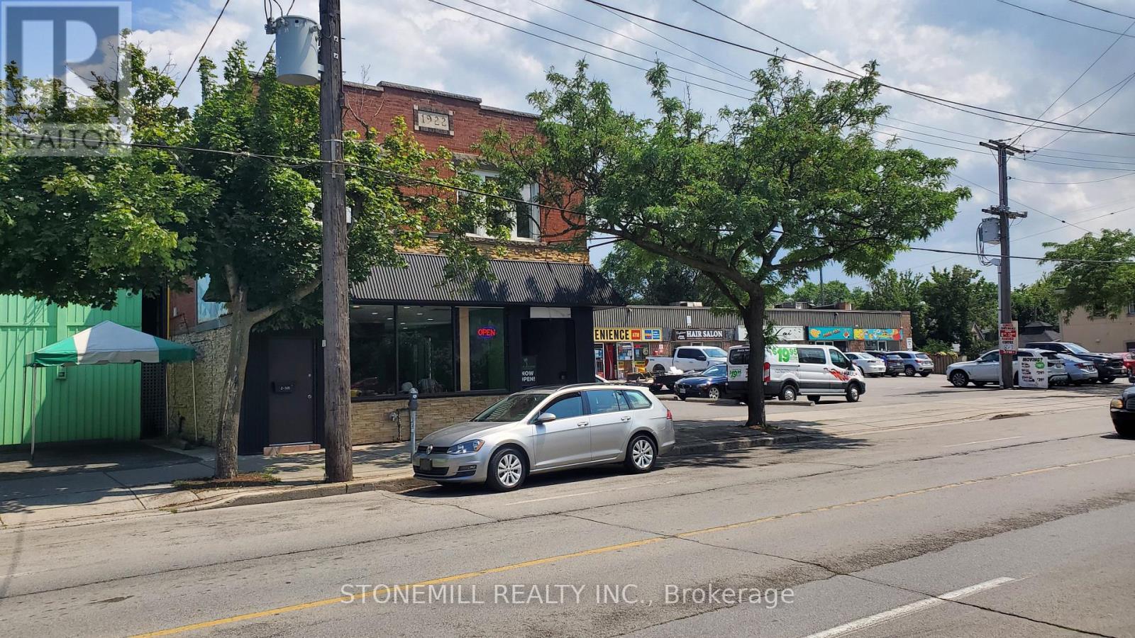 146-148 Ottawa Street N, Hamilton, Ontario  L8H 3Z3 - Photo 3 - X12765540