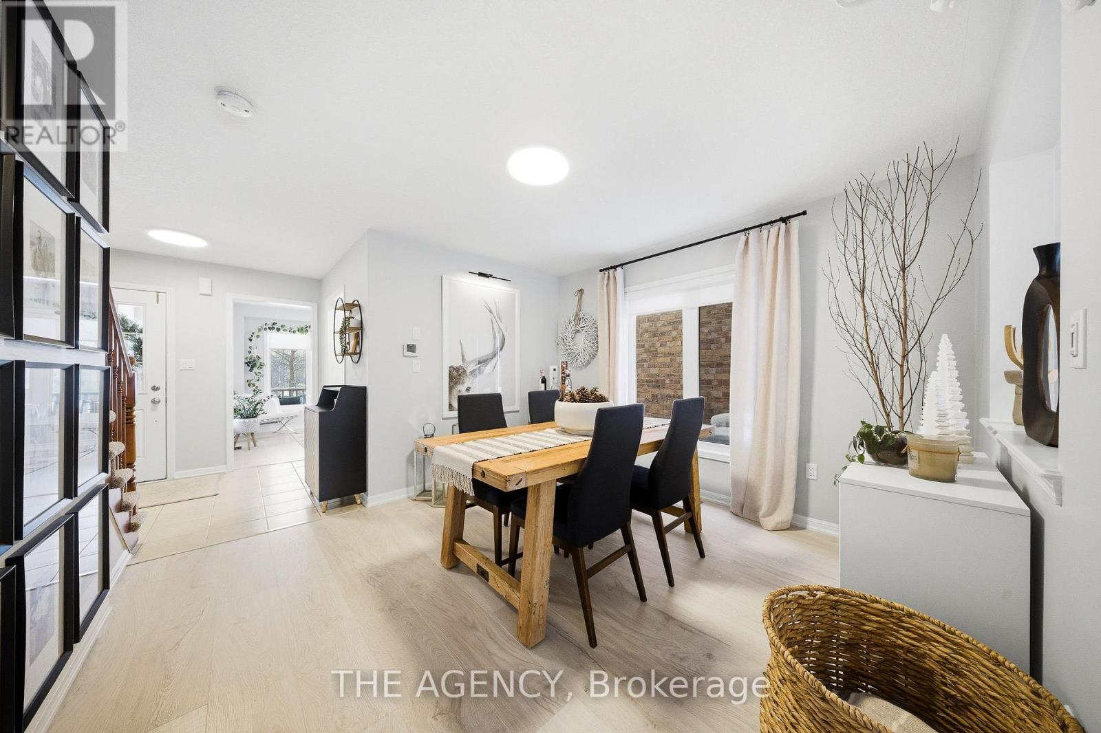 39 Dalton Drive, Cambridge, Ontario  N3C 0E7 - Photo 4 - X12765550