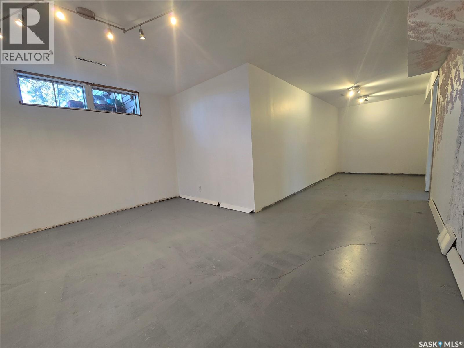 531 Scott Street, Weyburn, Saskatchewan  S4H 1T2 - Photo 23 - SK028065