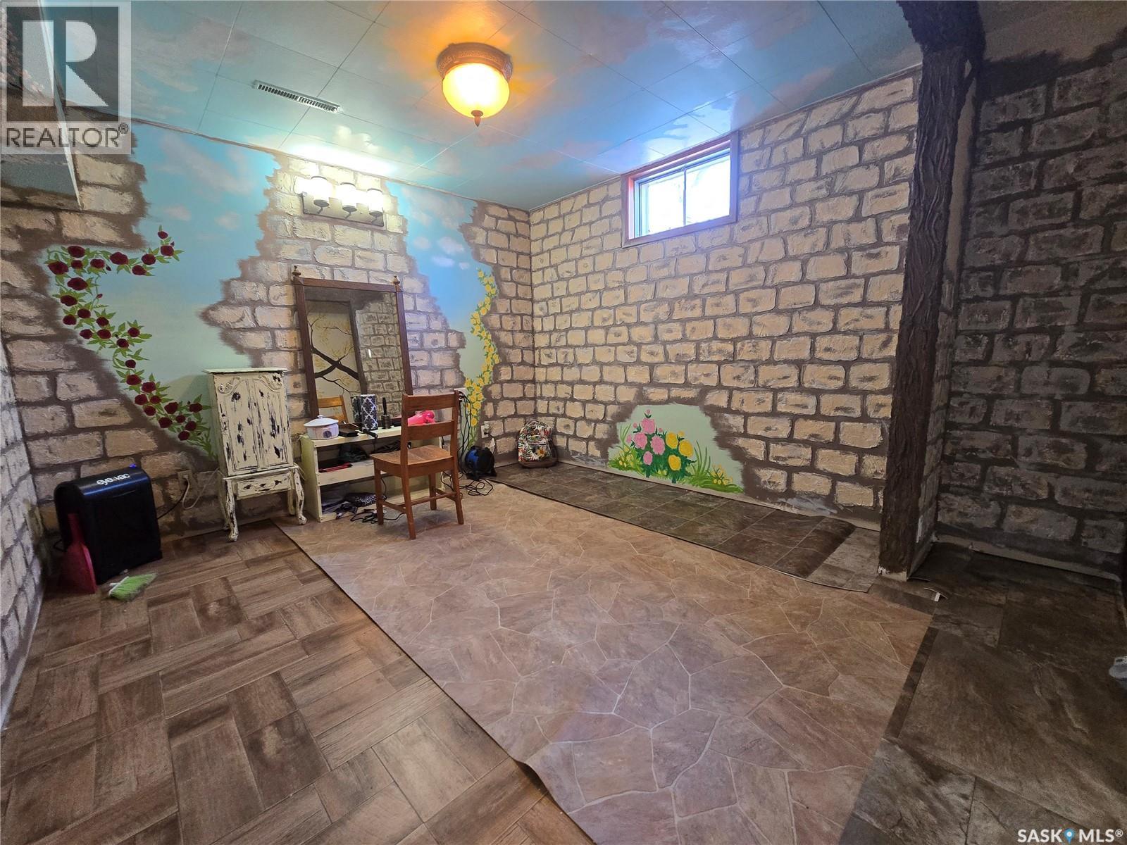 531 Scott Street, Weyburn, Saskatchewan  S4H 1T2 - Photo 28 - SK028065