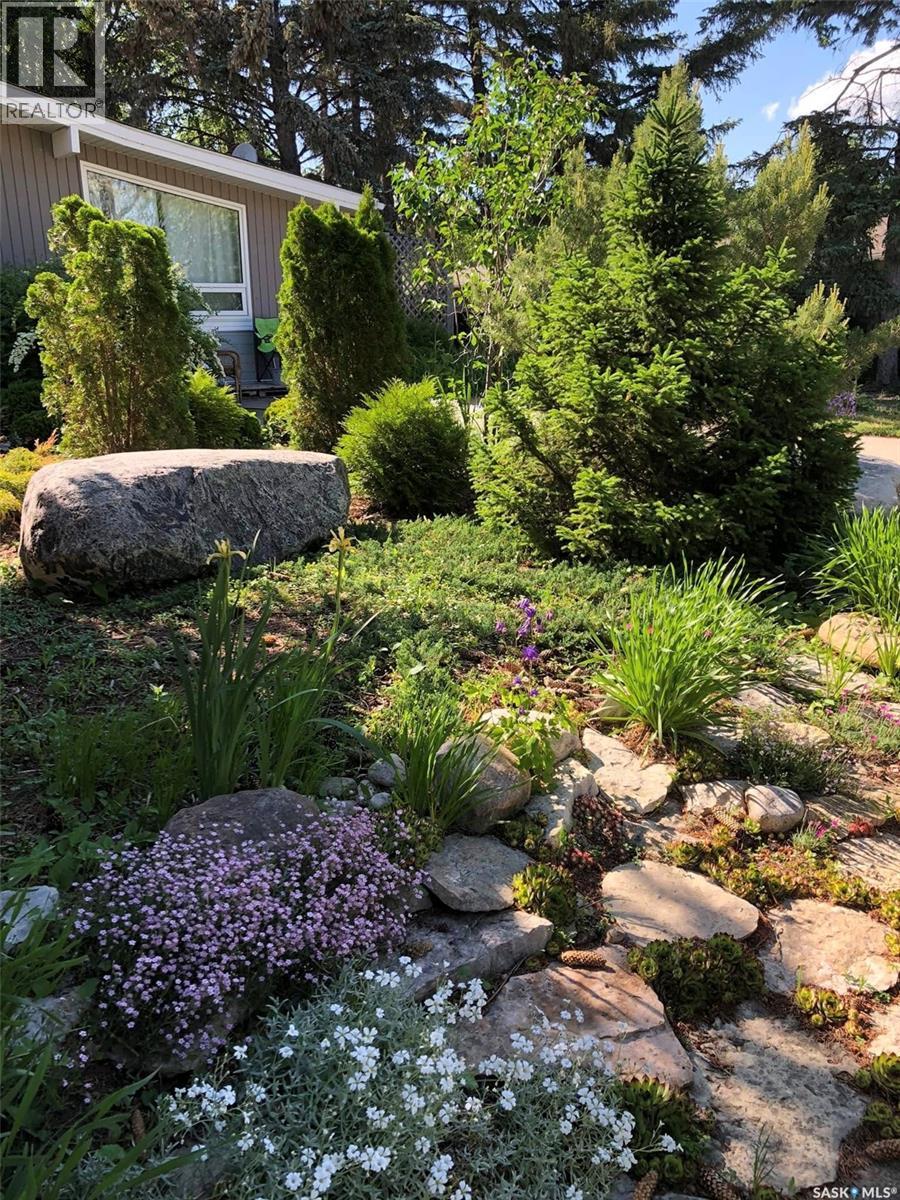 531 Scott Street, Weyburn, Saskatchewan  S4H 1T2 - Photo 29 - SK028065