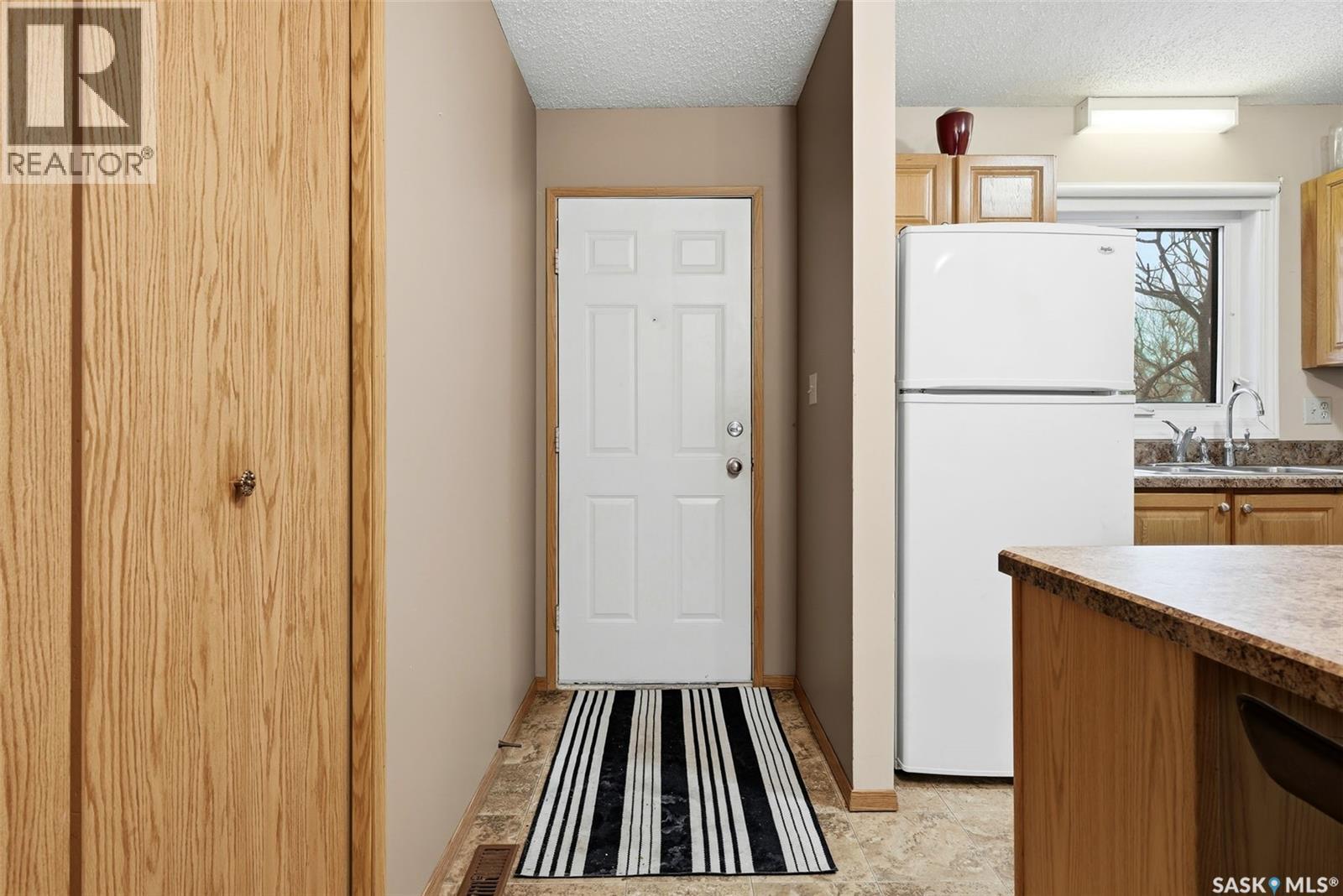 114 Cedar Meadow Drive, Regina, Saskatchewan  S4X 3J5 - Photo 3 - SK028035