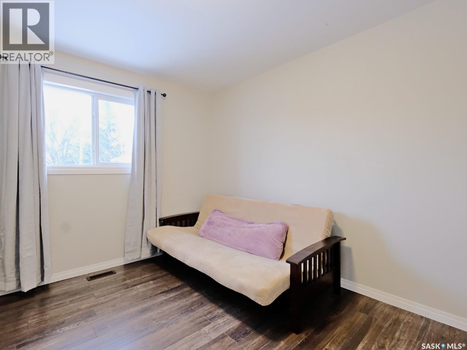 308 6th Avenue W, Rosetown, Saskatchewan  S0L 2V0 - Photo 19 - SK027954