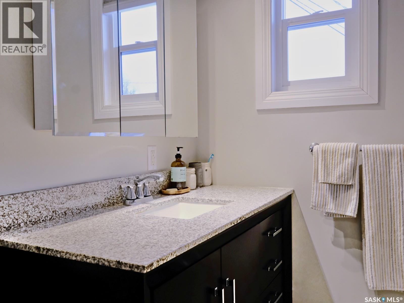 308 6th Avenue W, Rosetown, Saskatchewan  S0L 2V0 - Photo 24 - SK027954