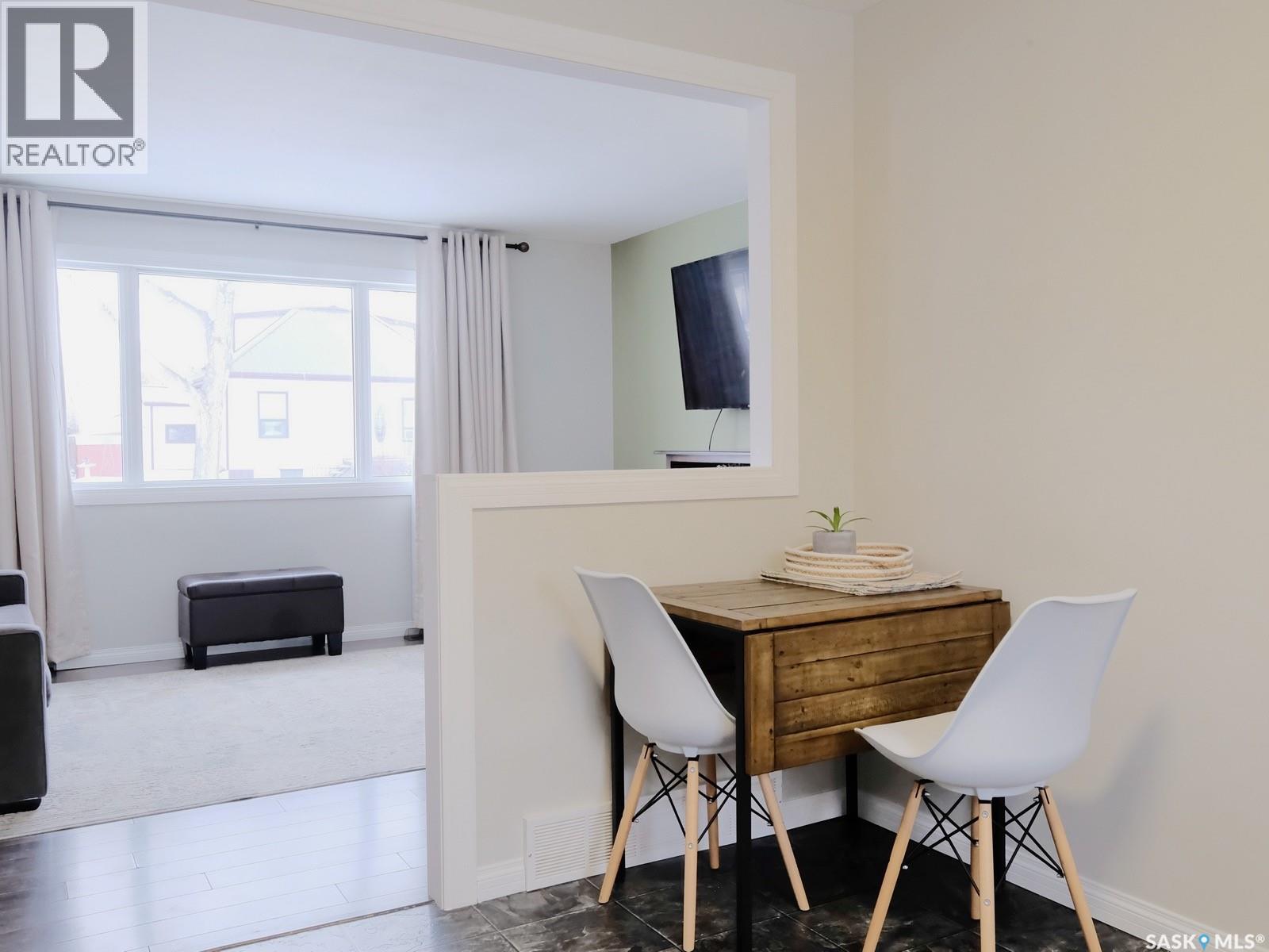 308 6th Avenue W, Rosetown, Saskatchewan  S0L 2V0 - Photo 33 - SK027954