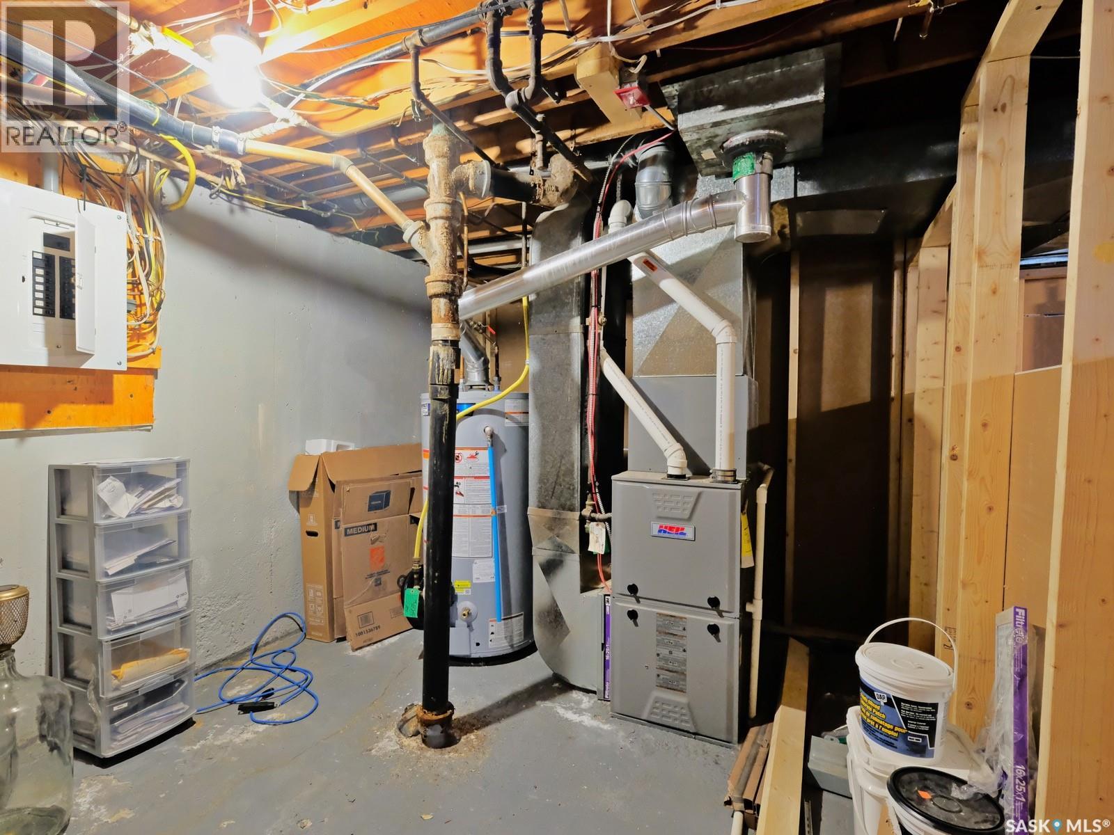 308 6th Avenue W, Rosetown, Saskatchewan  S0L 2V0 - Photo 47 - SK027954