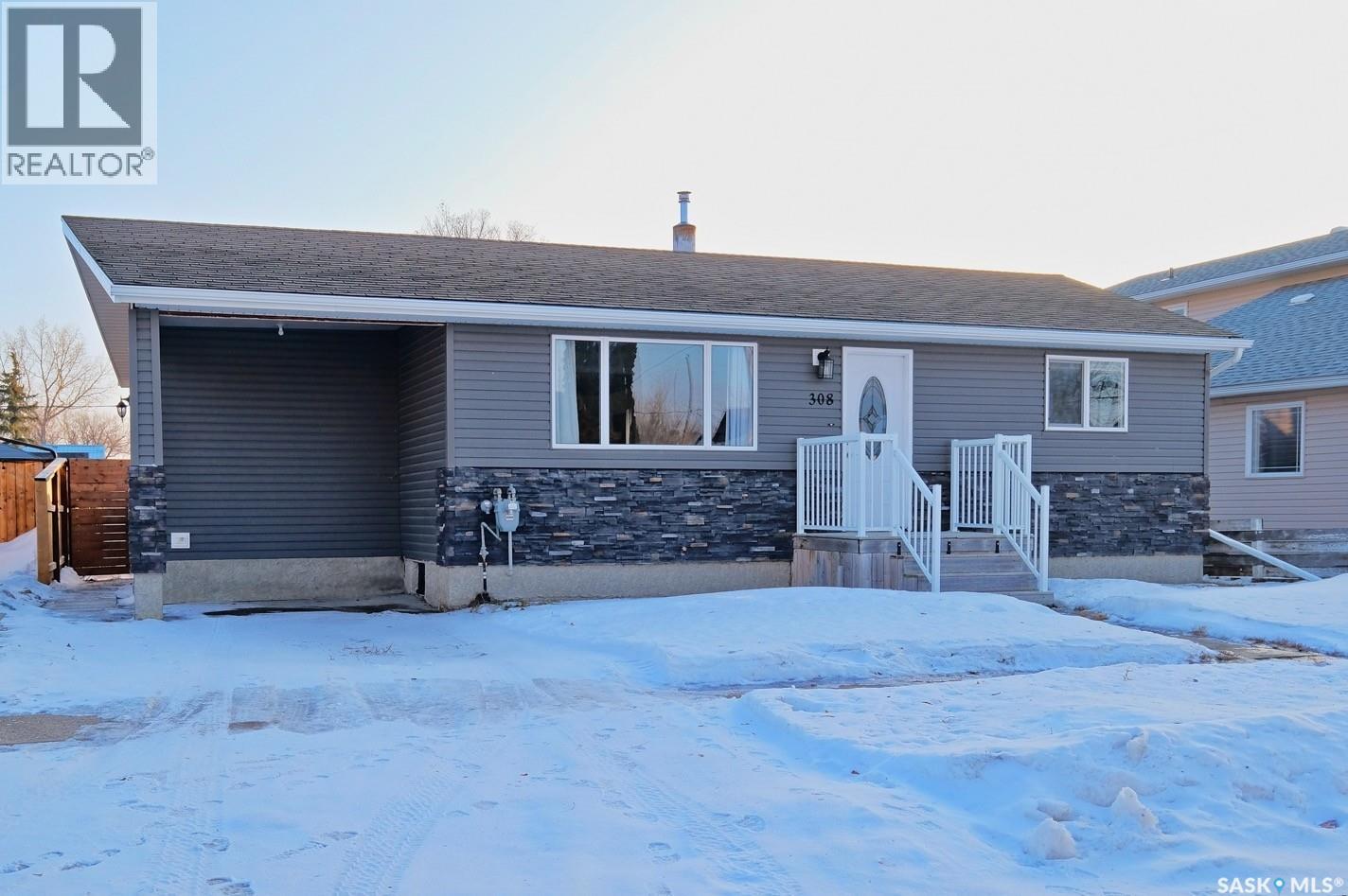 308 6th Avenue W, Rosetown, Saskatchewan  S0L 2V0 - Photo 50 - SK027954