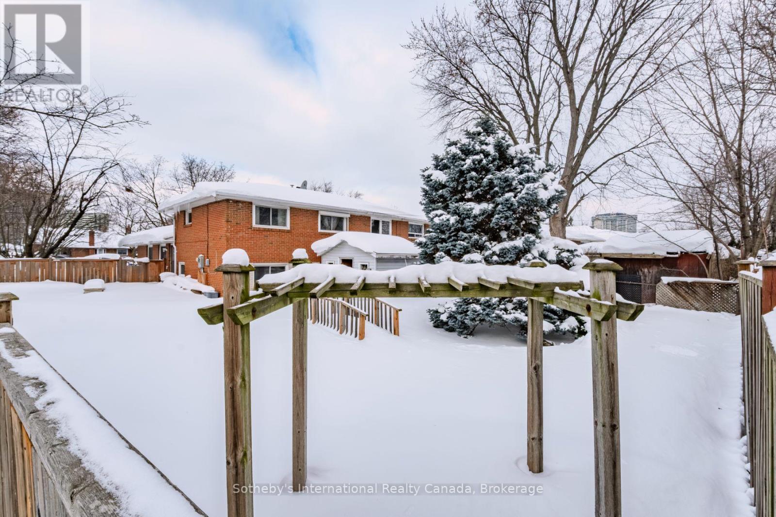 1128 Sylvania Drive, Mississauga (Applewood), Ontario  L4Y 2M1 - Photo 35 - W12765666