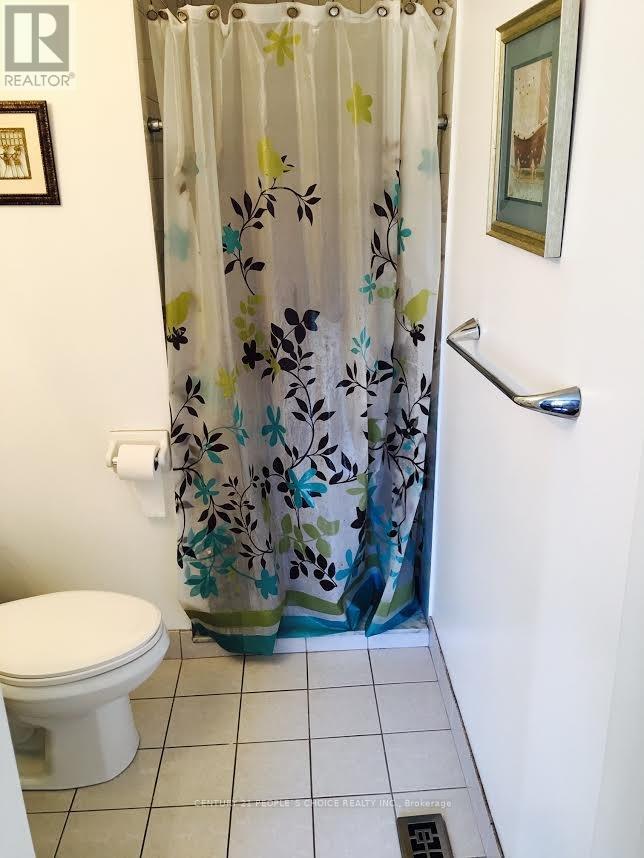 579 Northcliffe Boulevard E, Toronto, Ontario  M6E 3L6 - Photo 11 - C12765486