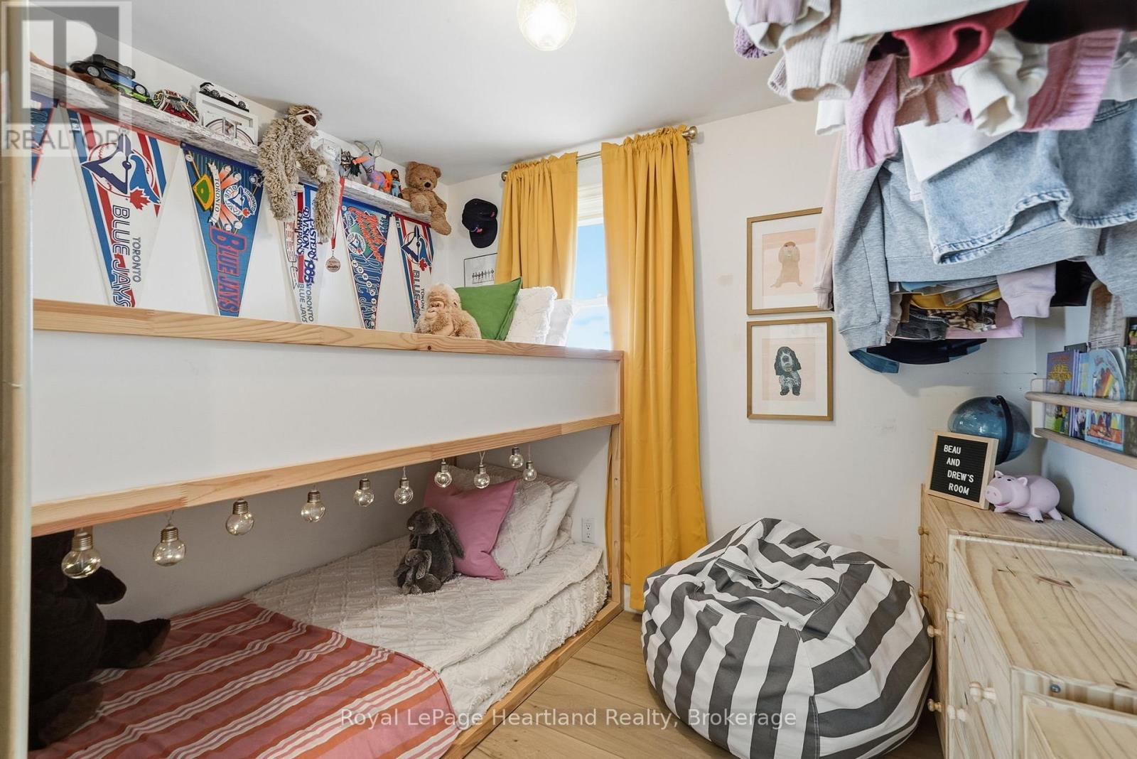 17 Clarke Street S, Minto, Ontario  N0G 1M0 - Photo 14 - X12765752