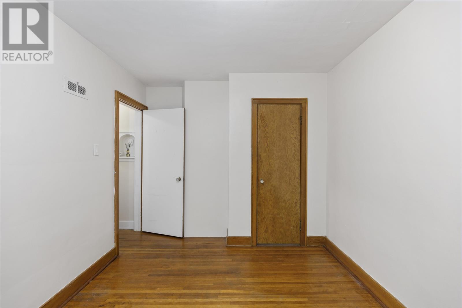 731-733 Wellington St E, Sault Ste. Marie, Ontario  P6A 2M8 - Photo 7 - SM260243