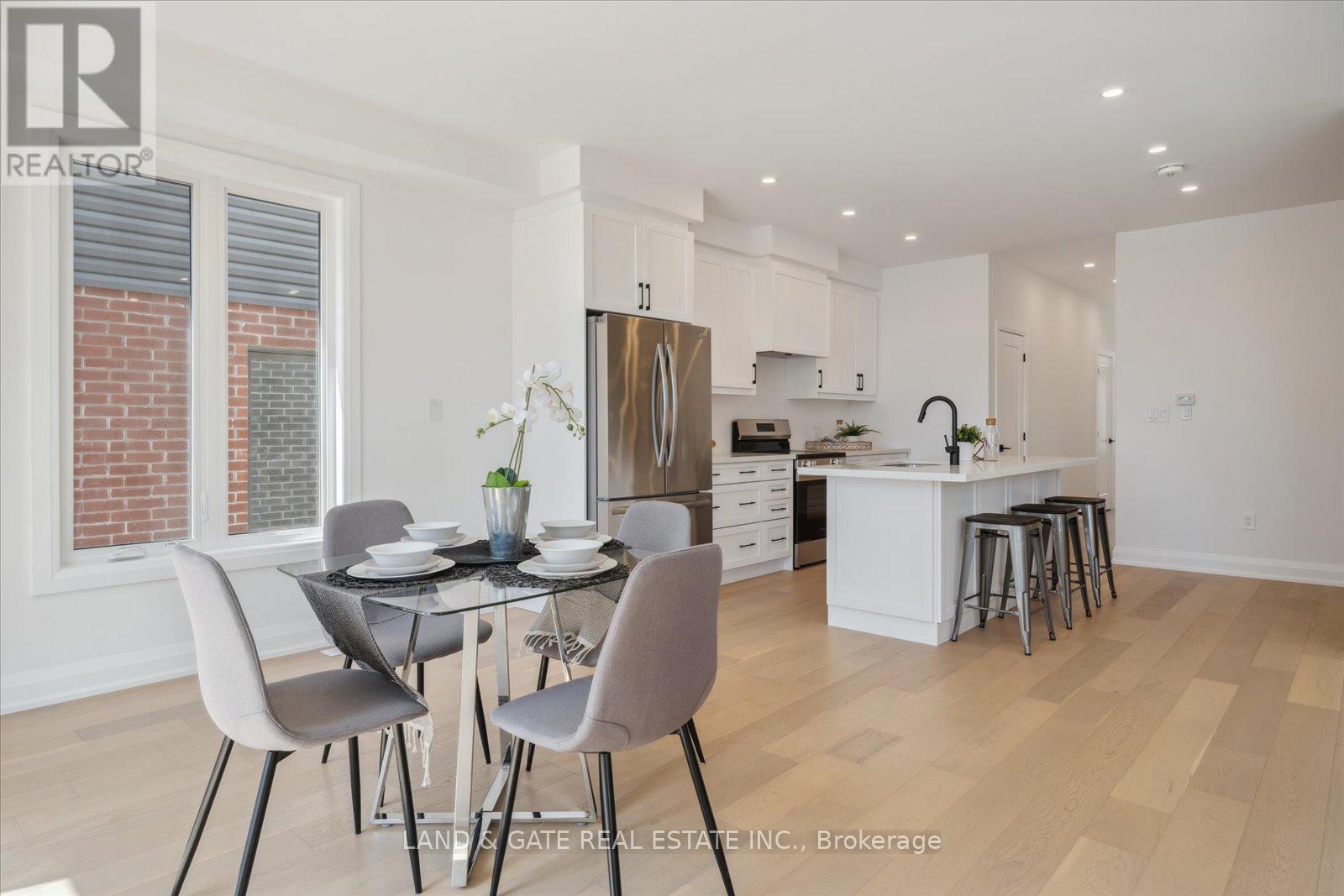 985 Queensdale Avenue, Oshawa (Donevan), Ontario  L1H 1H4 - Photo 17 - E12765652