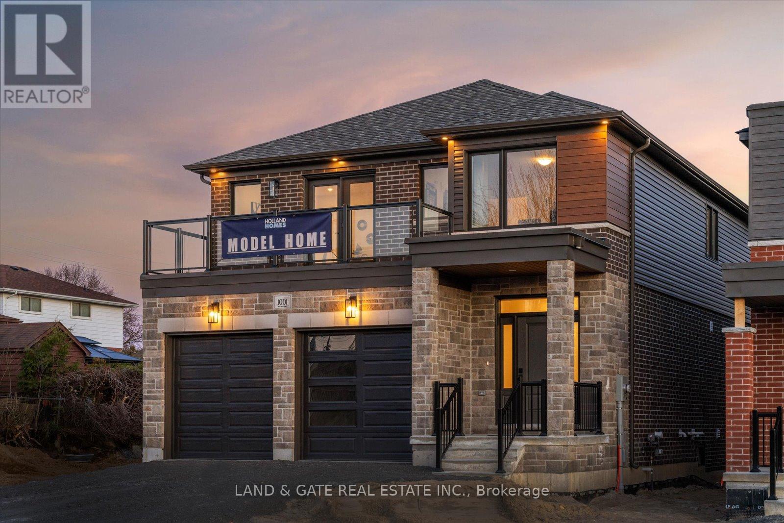 985 Queensdale Avenue, Oshawa (Donevan), Ontario  L1H 1H4 - Photo 2 - E12765652