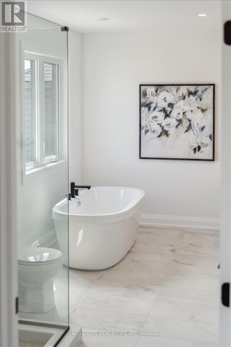 985 Queensdale Avenue, Oshawa (Donevan), Ontario  L1H 1H4 - Photo 33 - E12765652