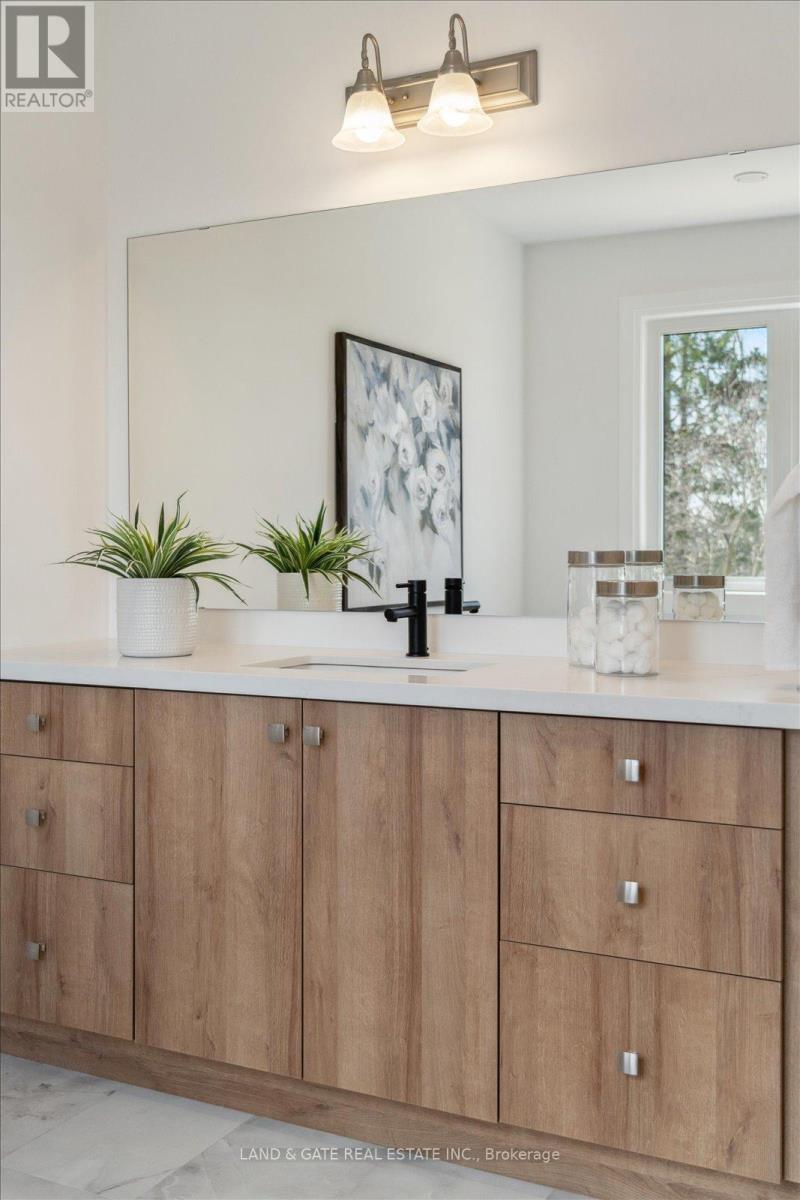 985 Queensdale Avenue, Oshawa (Donevan), Ontario  L1H 1H4 - Photo 35 - E12765652