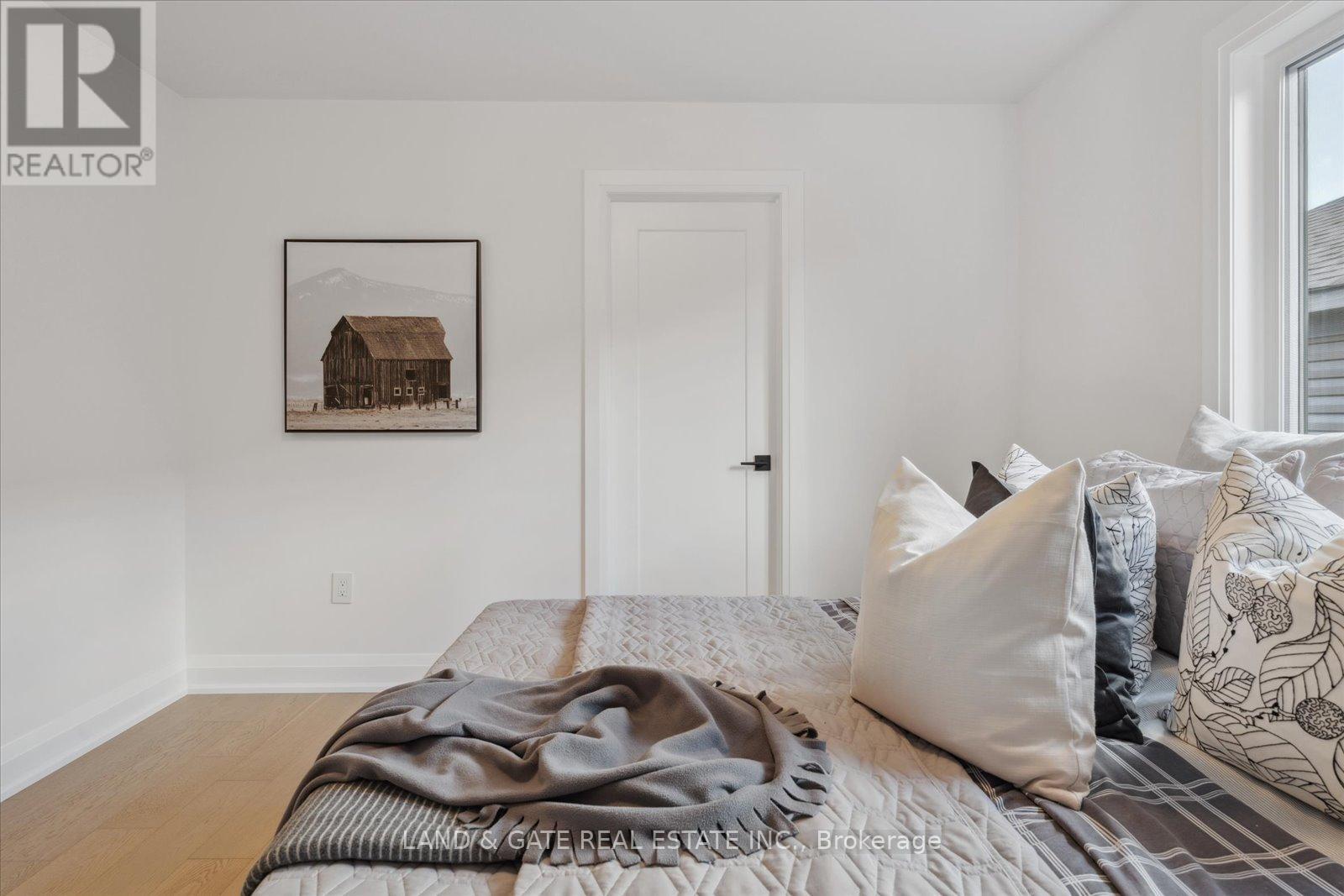 985 Queensdale Avenue, Oshawa (Donevan), Ontario  L1H 1H4 - Photo 41 - E12765652