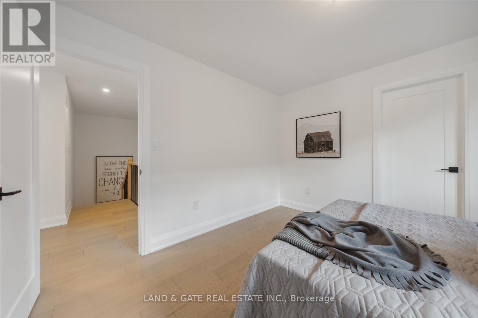 985 Queensdale Avenue, Oshawa (Donevan), Ontario  L1H 1H4 - Photo 43 - E12765652