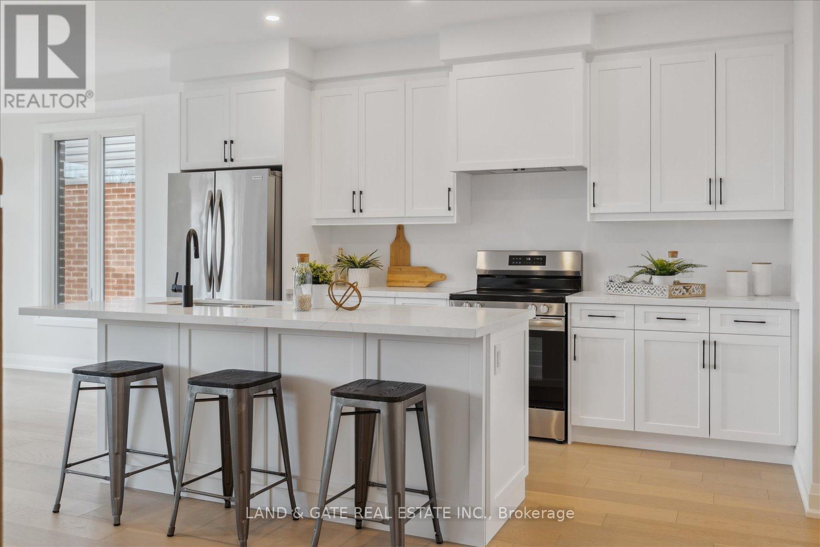 985 Queensdale Avenue, Oshawa (Donevan), Ontario  L1H 1H4 - Photo 9 - E12765652