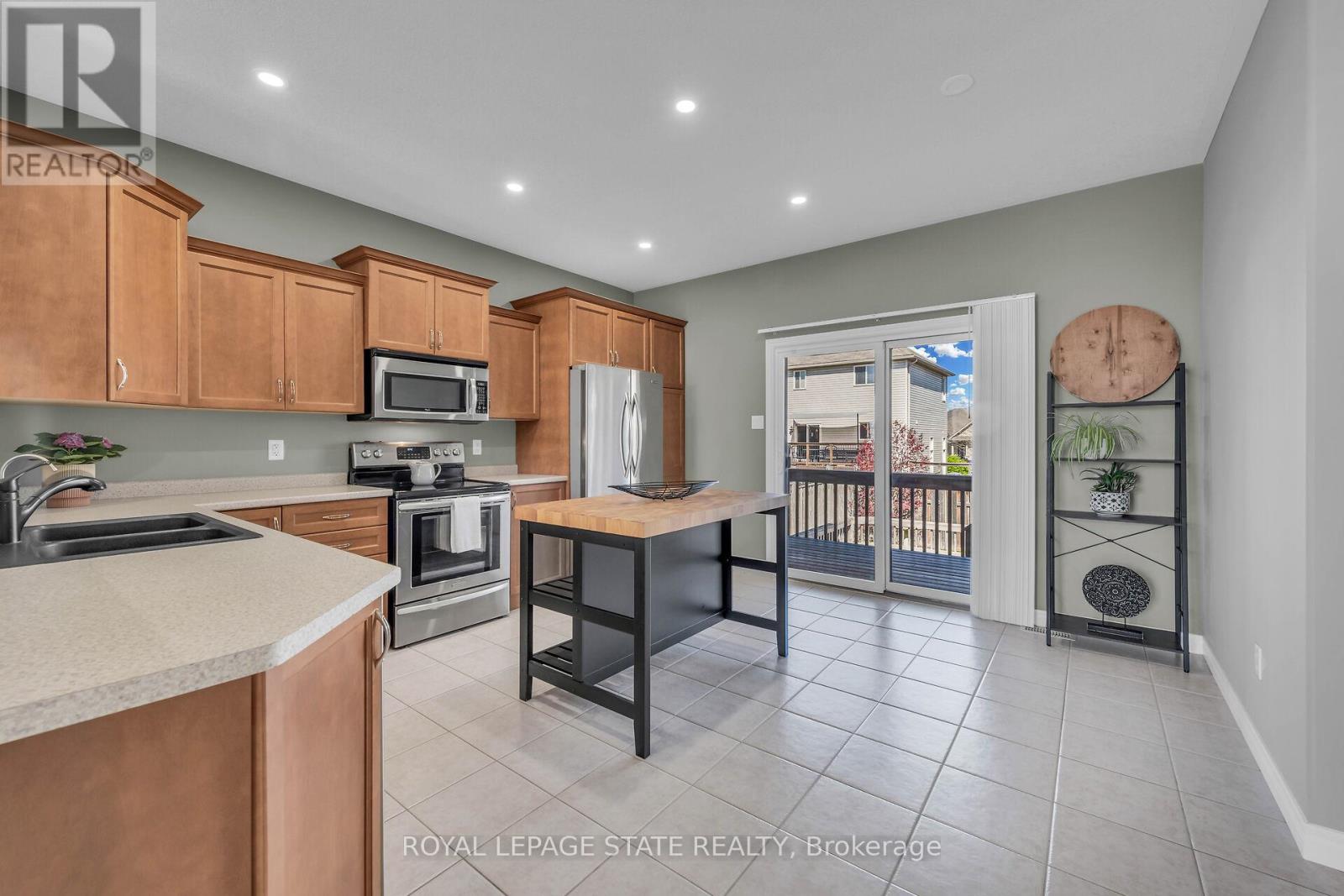 20 Schertzberg Lane, Brantford, Ontario  N3T 0B3 - Photo 6 - X12765128