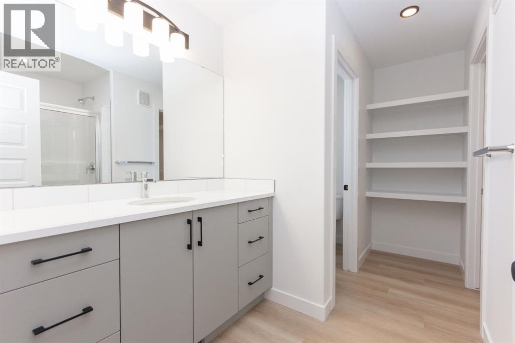 12 Trinity Street, Lacombe, Alberta  T4L 0L1 - Photo 30 - A2282020