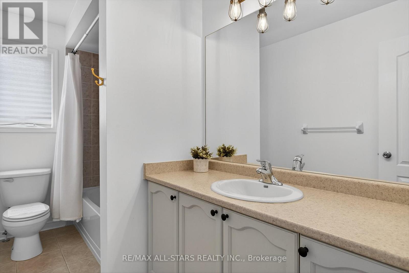 50 Cook Street, Kawartha Lakes (Lindsay), Ontario  K9V 0C6 - Photo 30 - X12765720