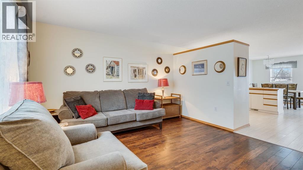 42, 105 Elm Place, Okotoks, Alberta  T1S 1Y9 - Photo 4 - A2282716