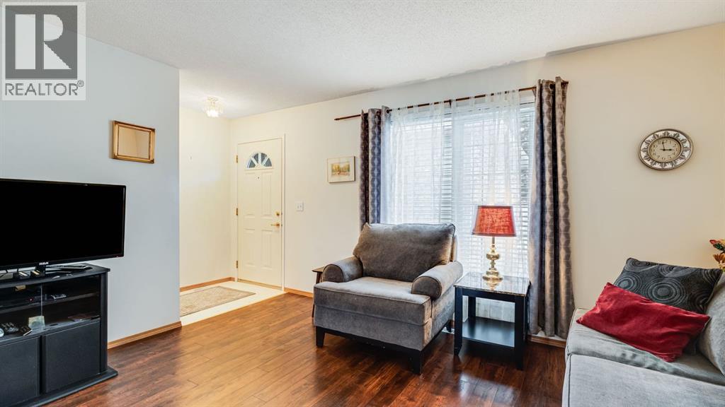 42, 105 Elm Place, Okotoks, Alberta  T1S 1Y9 - Photo 2 - A2282716