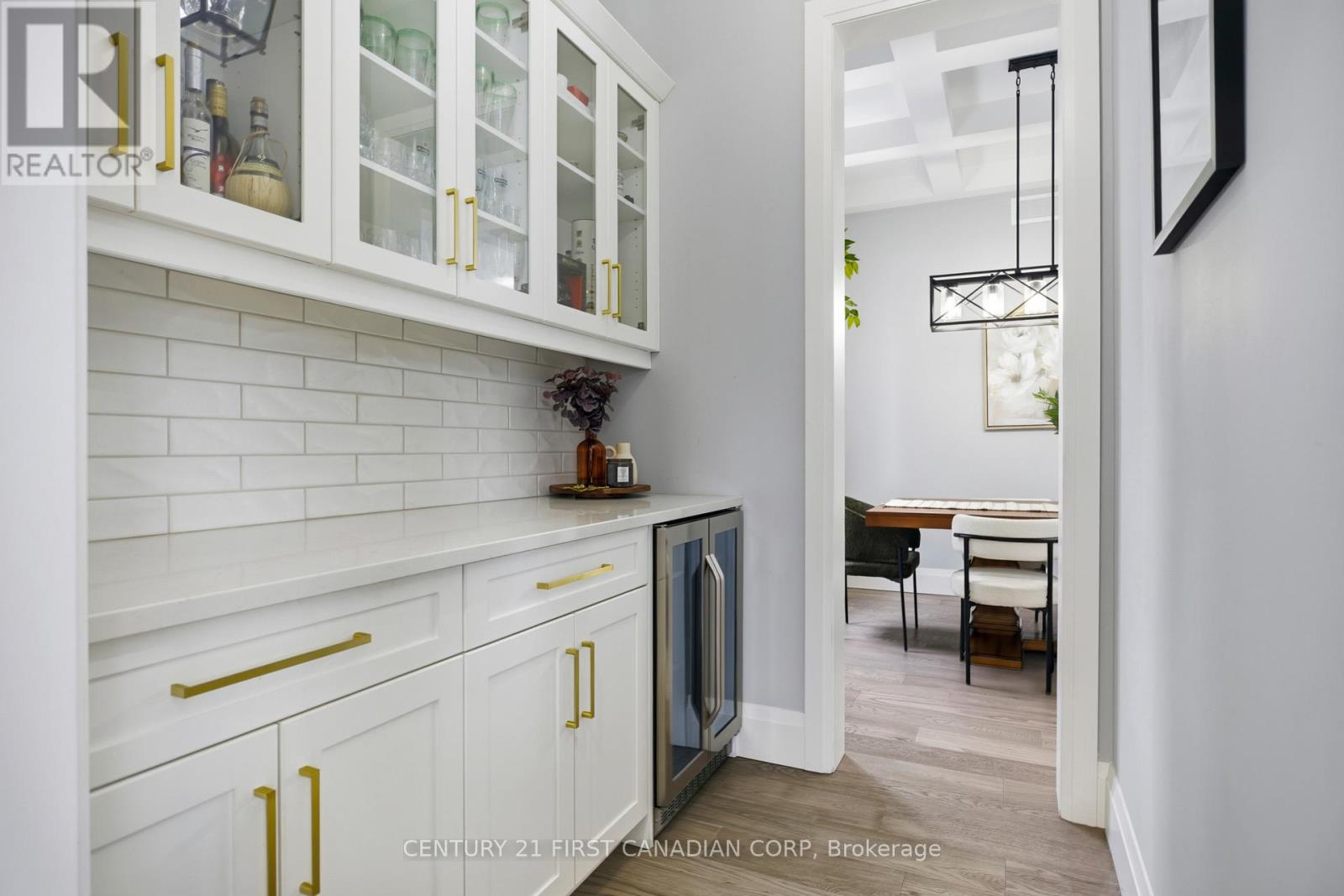 108 Watts Drive, Lucan Biddulph (Lucan), Ontario  N0M 2J0 - Photo 14 - X12765628