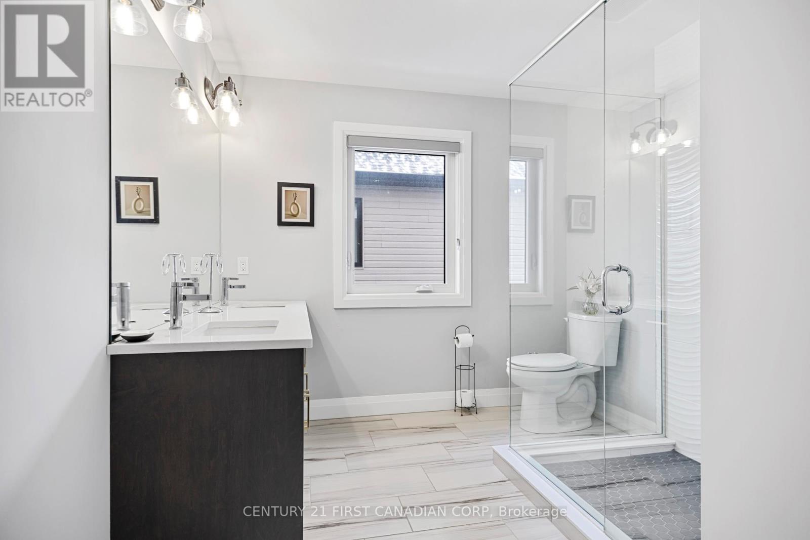 108 Watts Drive, Lucan Biddulph (Lucan), Ontario  N0M 2J0 - Photo 23 - X12765628