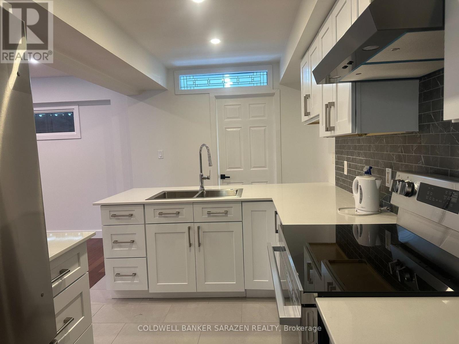 454 Wisteria Crescent, Ottawa, Ontario  K1V 0P1 - Photo 10 - X12765650