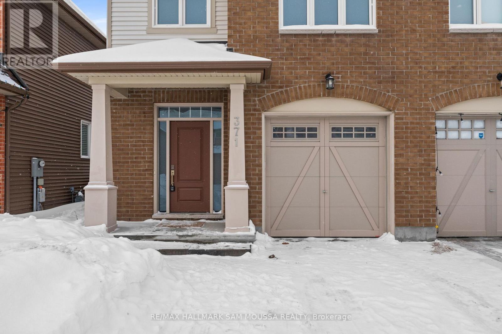 371 Warmstone Drive, Ottawa, Ontario  K2S 0W5 - Photo 4 - X12765676