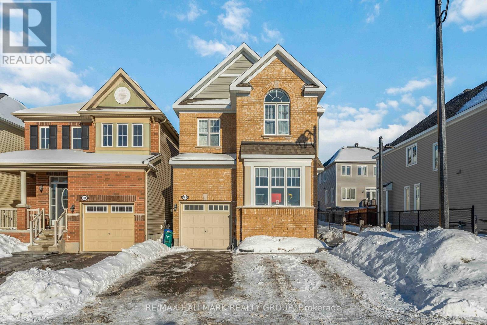 168 FLOWING CREEK CIRCLE, Ottawa, Ontario