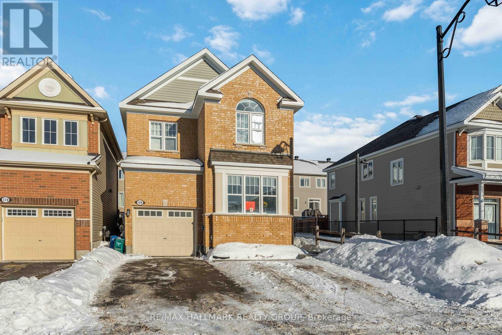 168 Flowing Creek Circle, Ottawa, Ontario  K2M 0K2 - Photo 2 - X12765682