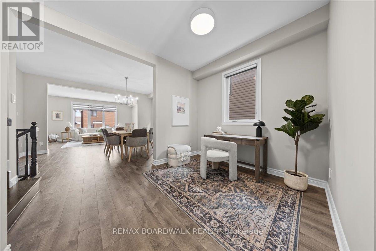 60 Malachigan Crescent, Ottawa, Ontario  K4A 1G6 - Photo 5 - X12765734